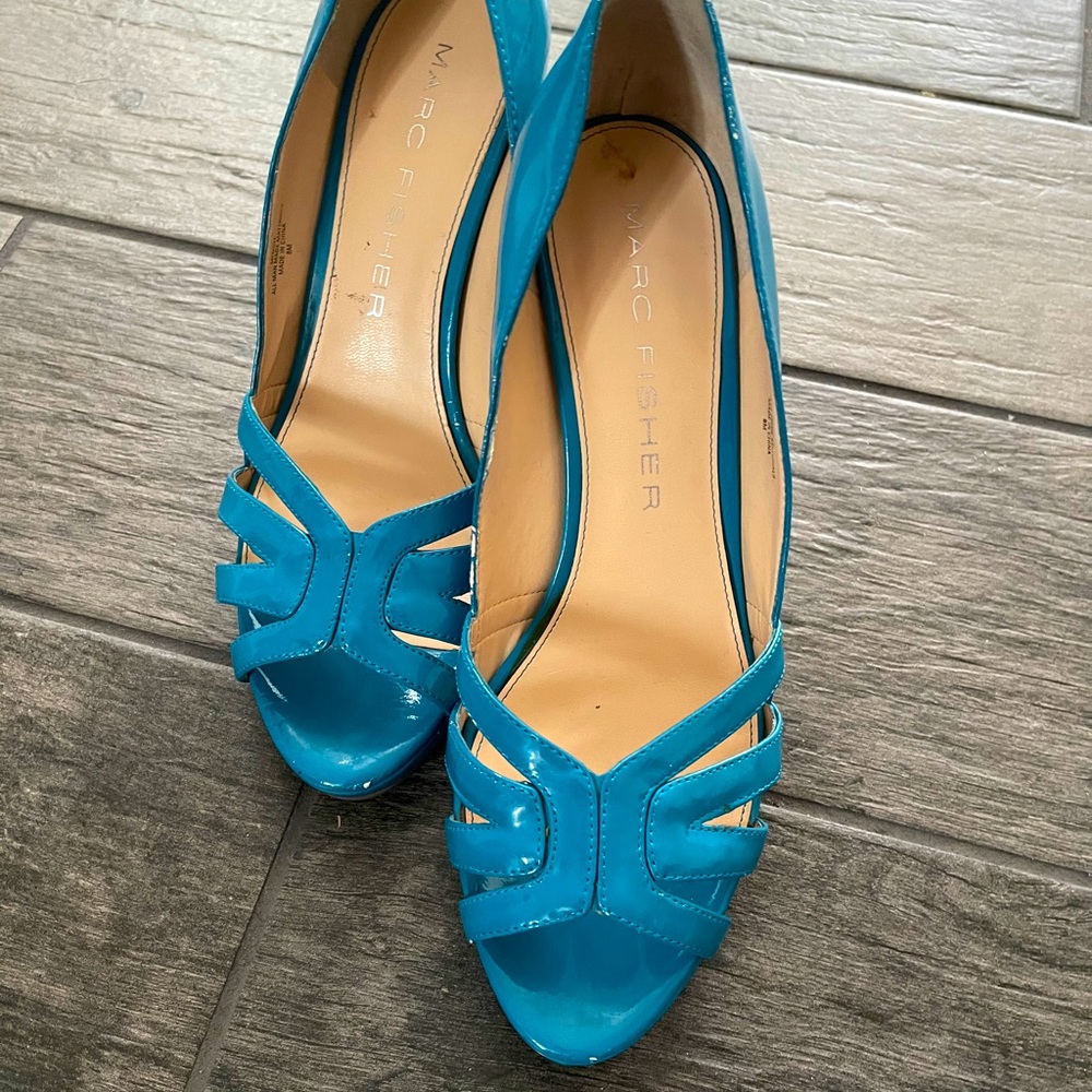 Marc Fisher Turquoise Patent Leather Peep Toe Pumps